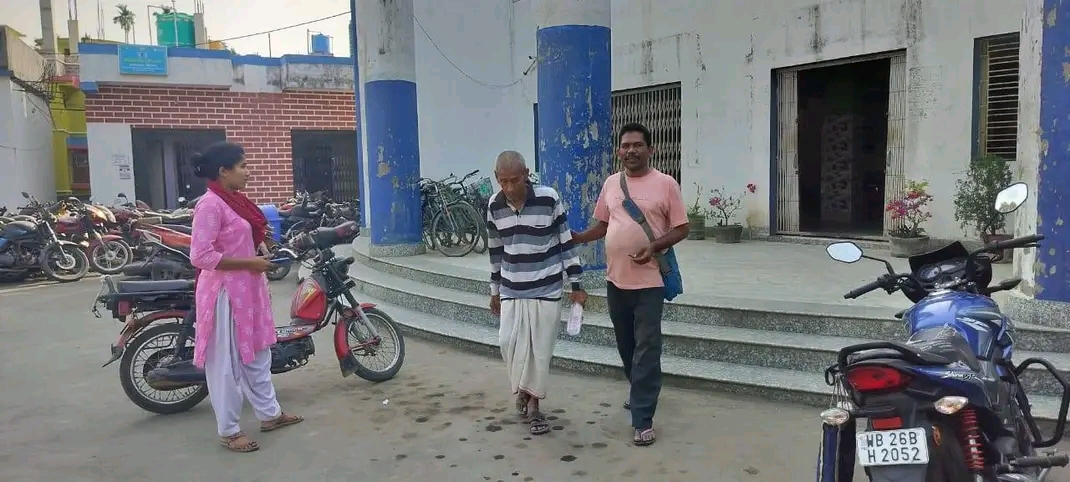 A missing person has returned by team Parohitaishi.